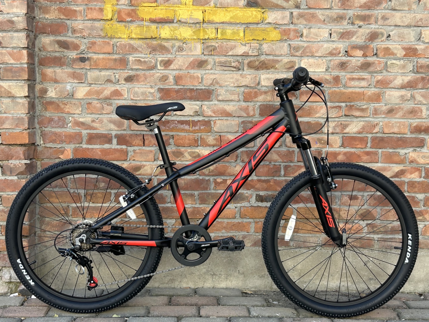 AXIS Speed 24 7 sp., Размер 13"; Цвет black/red